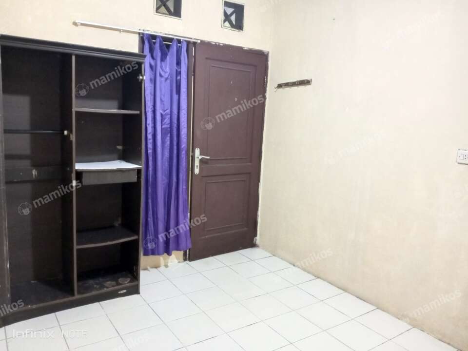 Kost Ibu Ika Tipe C Jatinegara Jakarta Timur