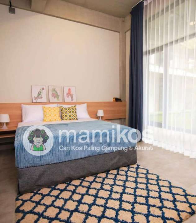 Kost Athome 19 Deluxe Room With Terrace Mampang Prapatan Jakarta Selatan