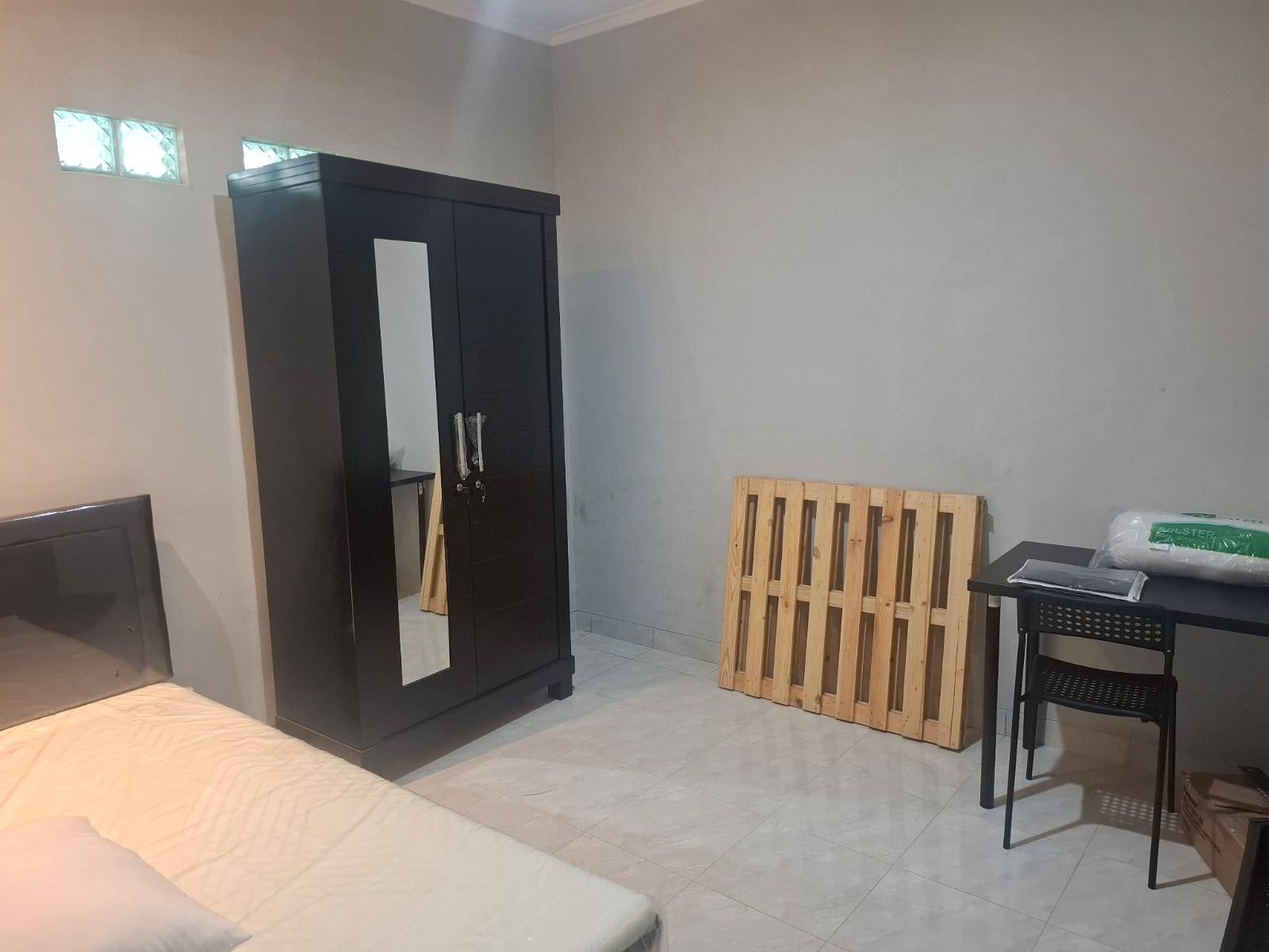 Kamar 1