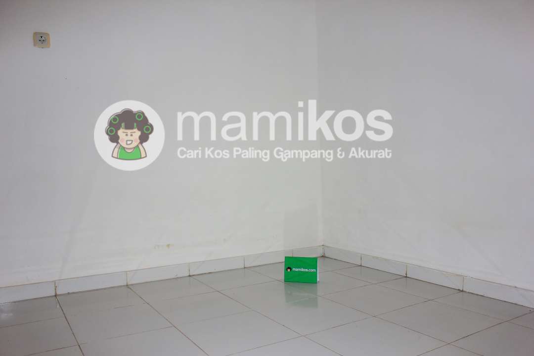 Kost Ibu Suhadi II Tipe D Jatinegara Jakarta Timur