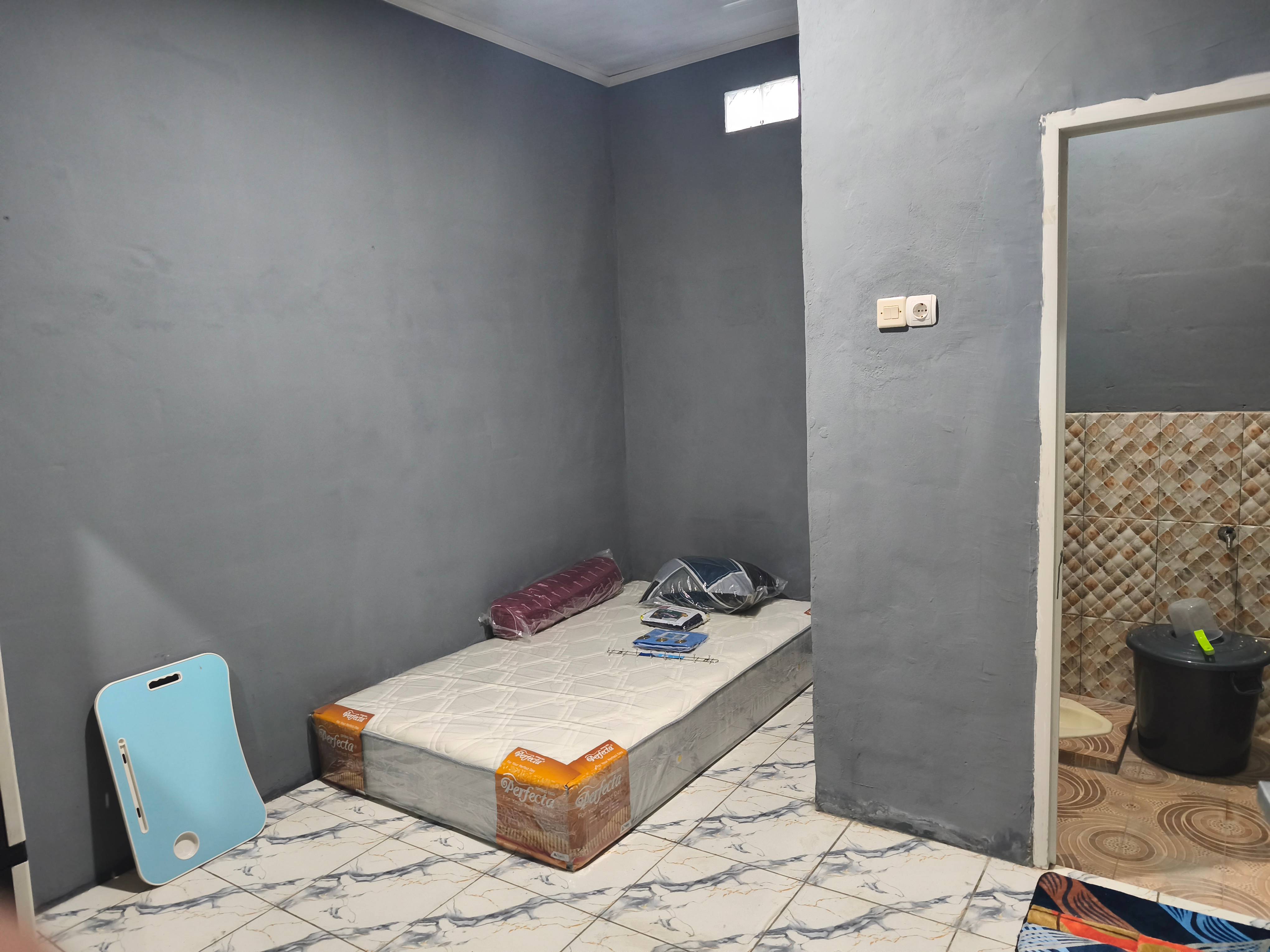 kamar 1