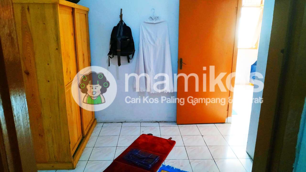 Kost Gondrong Tipe B Cipondoh Tangerang