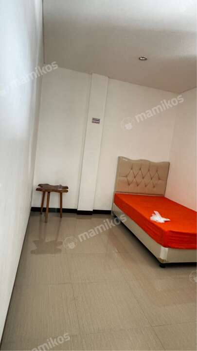 Kost N Guest House Uni Dewi Tipe B Makasar Jakarta Timur