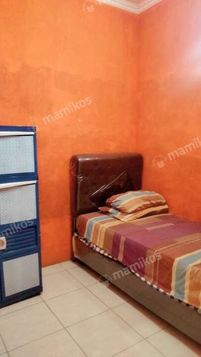 Kost Wisma Orange Pondok Aren Tangerang Selatan