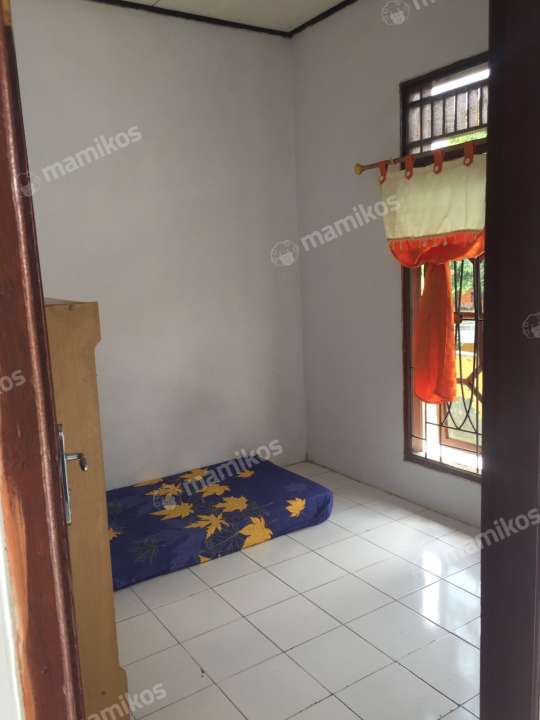 Kost Kosisti Tipe B Pondok Cina Beji Depok