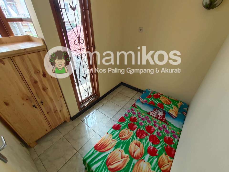 Kost Zulfanisa I Ciledug Tangerang