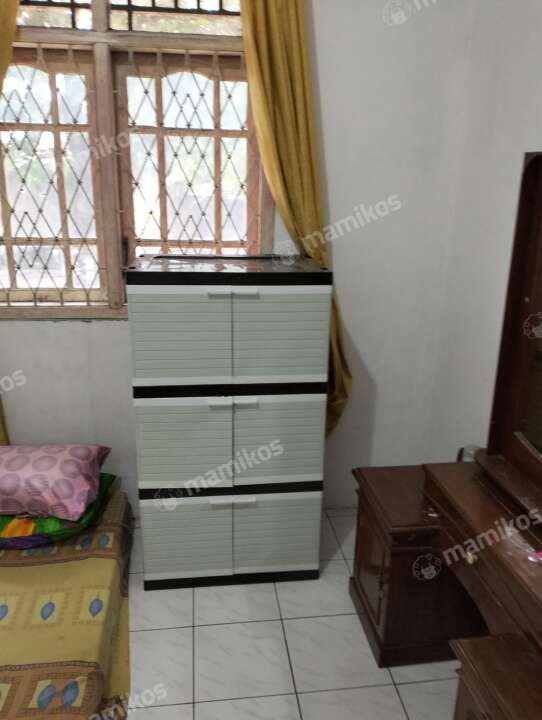 Kost Rumah Kak Zee Standar Serpong Utara Tangerang Selatan