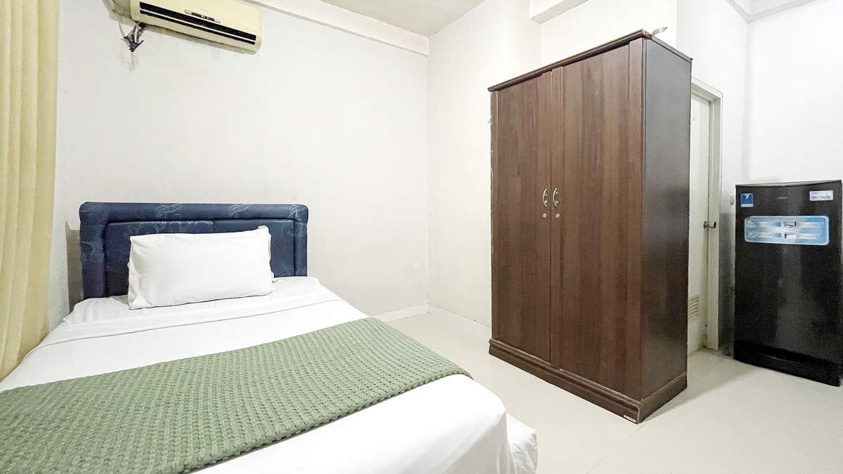 Foto Rukita Unit Rumah Antene Radio Dalam