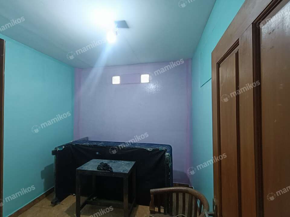 Kost Arsyila E1 Ciputat Timur Tangerang Selatan
