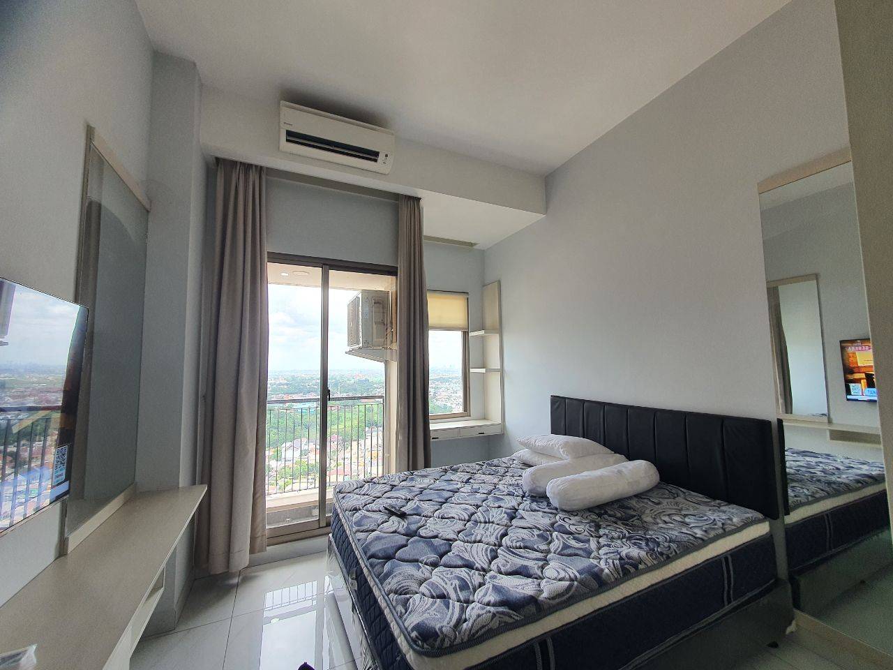 STUDIO CATTLEYA 28