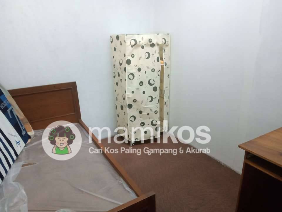 Kost Bu Uning Bekasi Selatan Bekasi