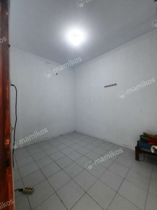 Kost Mama Shelvi I Pasar Rebo Jakarta Timur