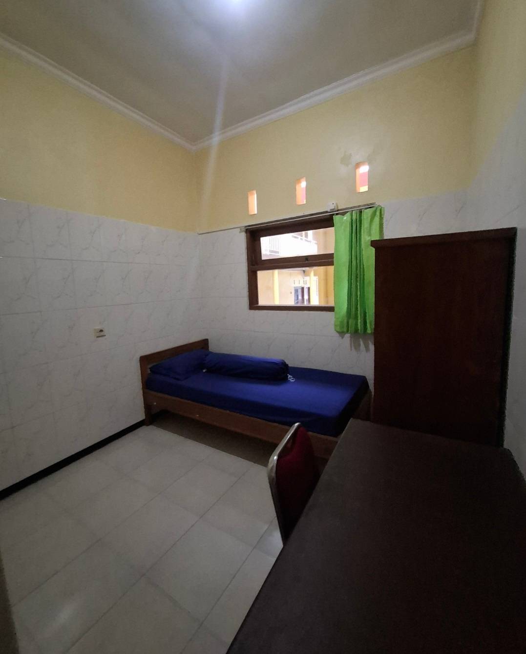 Single bed include