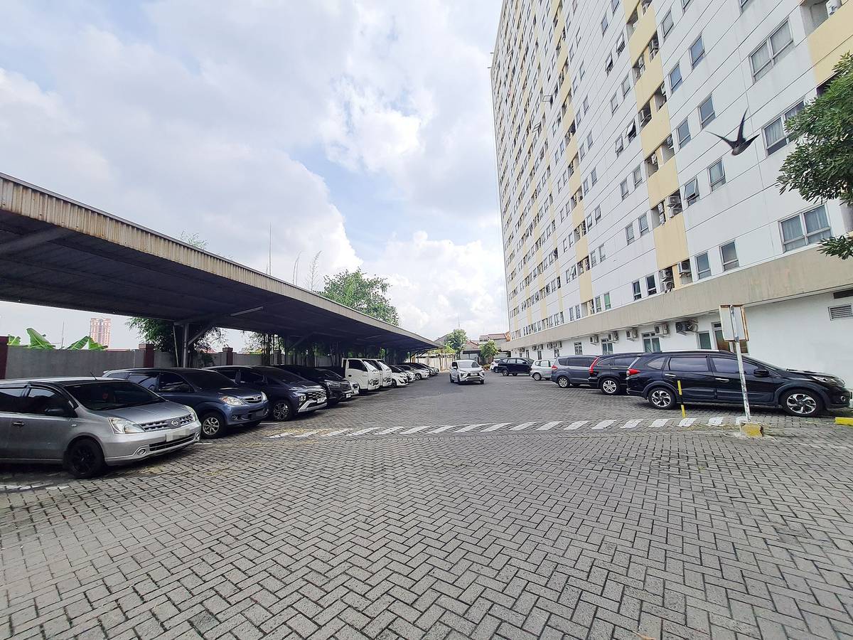 https://images.rukita.co/buildings/building/00149ed7-4fc.jpg