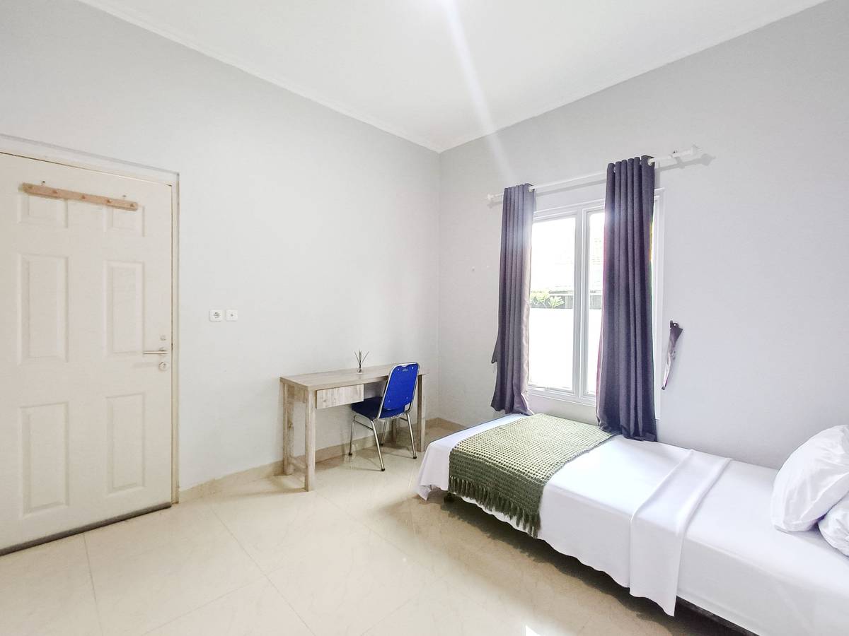 Foto Rukita Unit MC Kost 1 Serpong