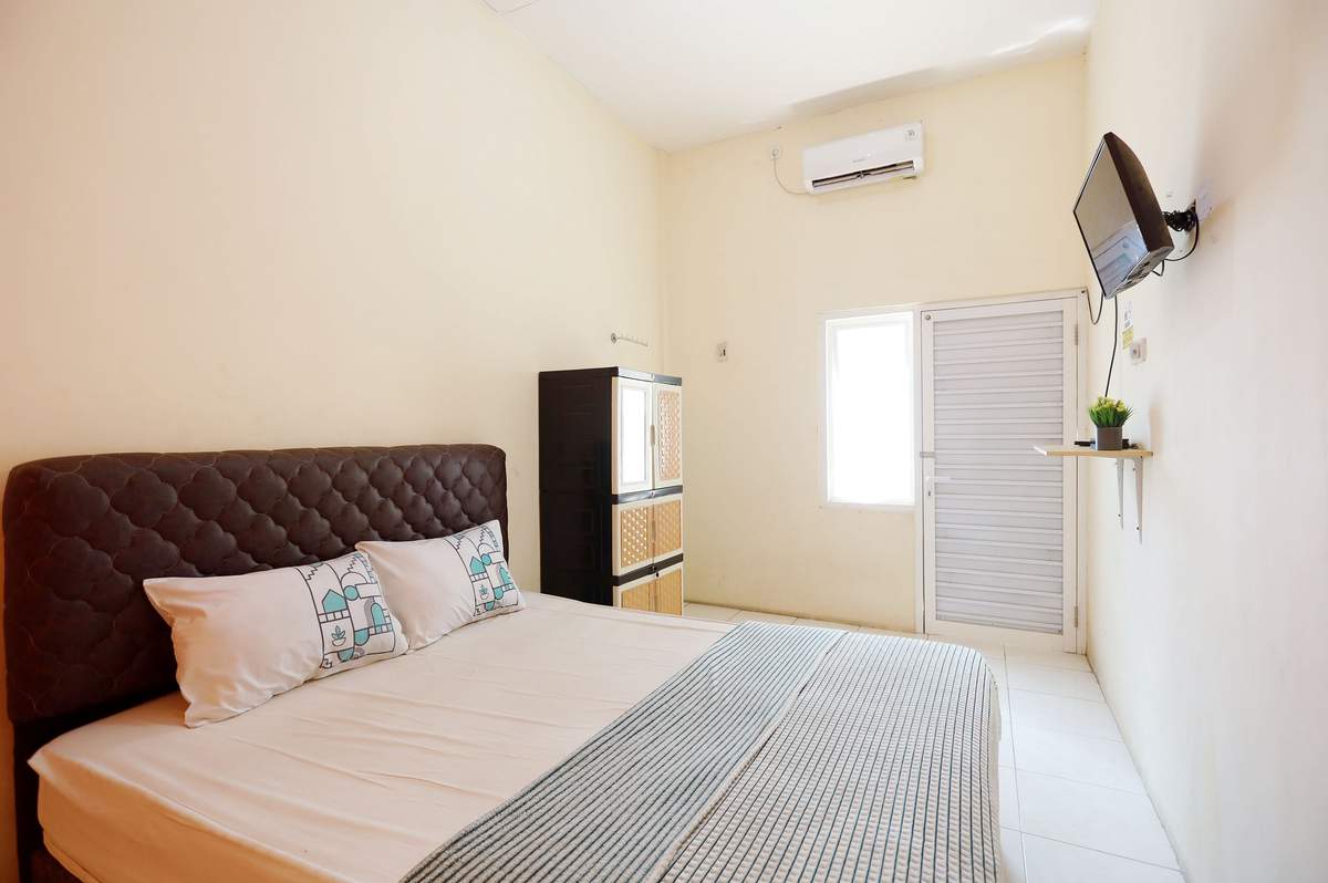 Foto Rukita Unit Banuwa Residence Waru Surabaya