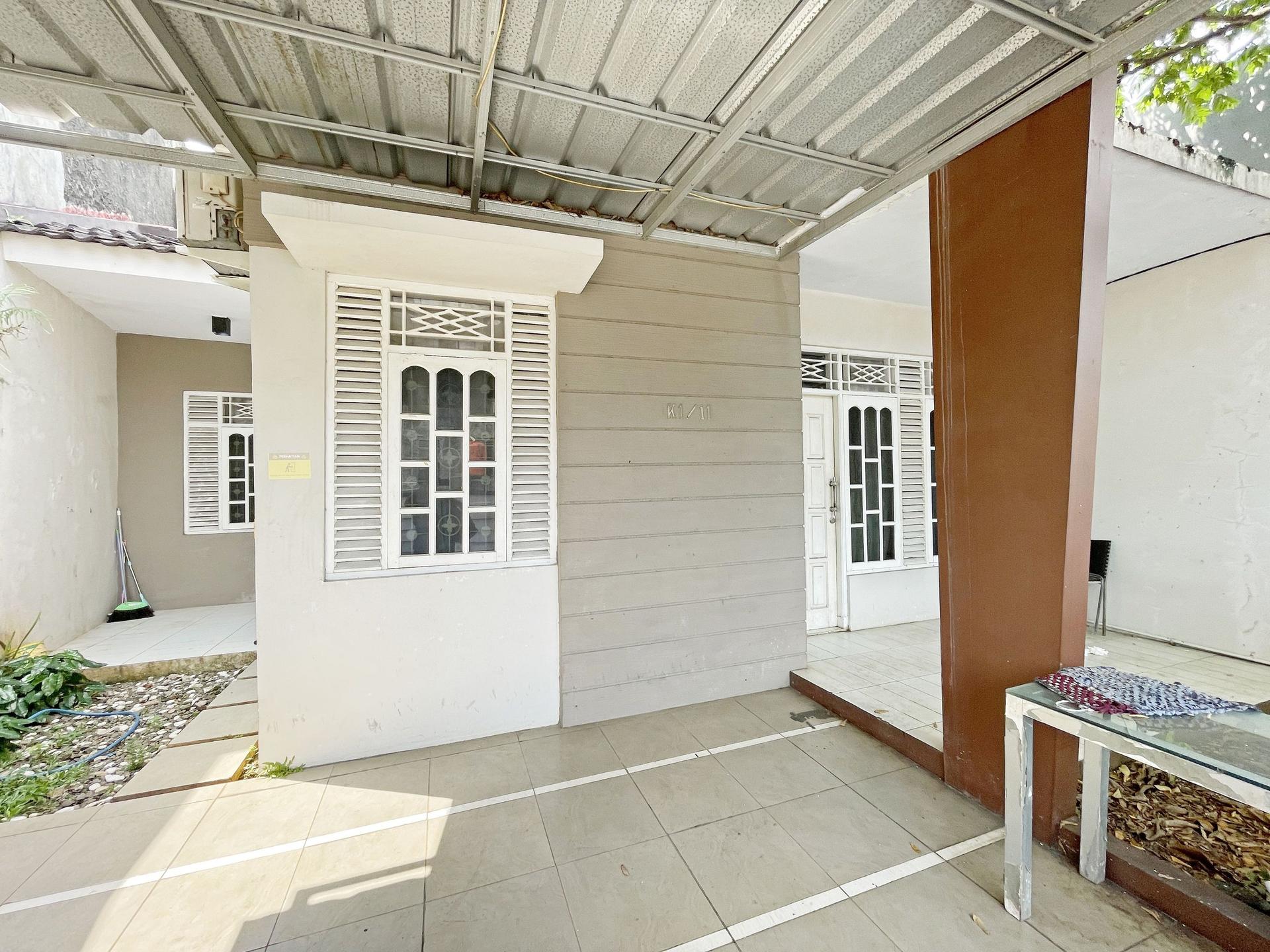 https://images.rukita.co/buildings/building/04984290-73f.jpg