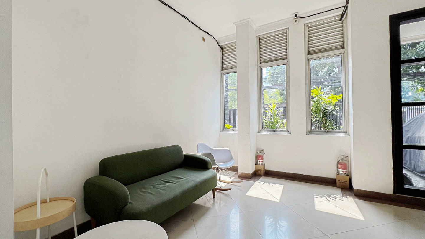 https://images.rukita.co/buildings/building/04dedd43-4e3.jpg