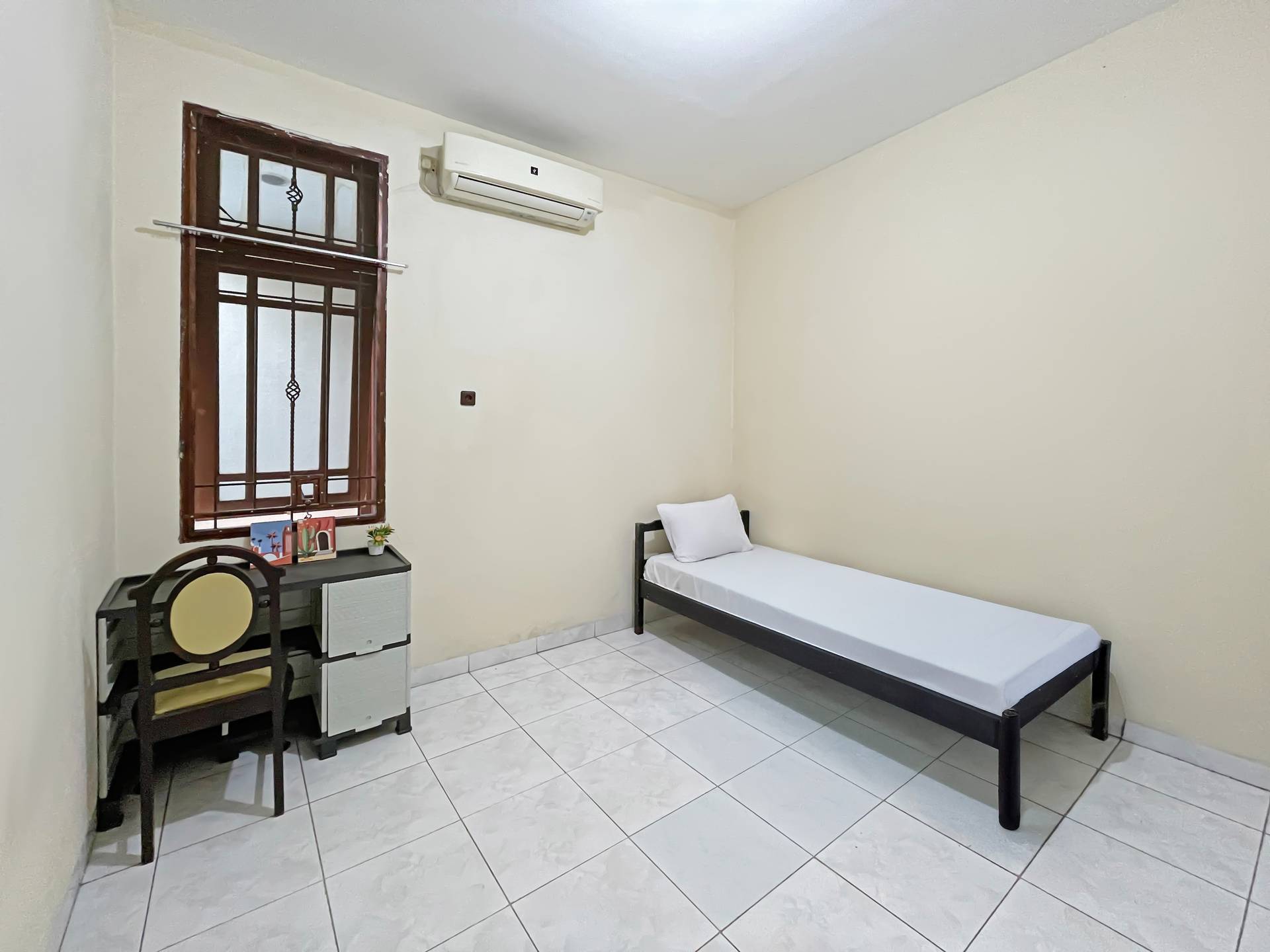 https://images.rukita.co/buildings/building/05888dfc-b0e1-4bf1-ba97-5a5871bb1bc7.jpeg