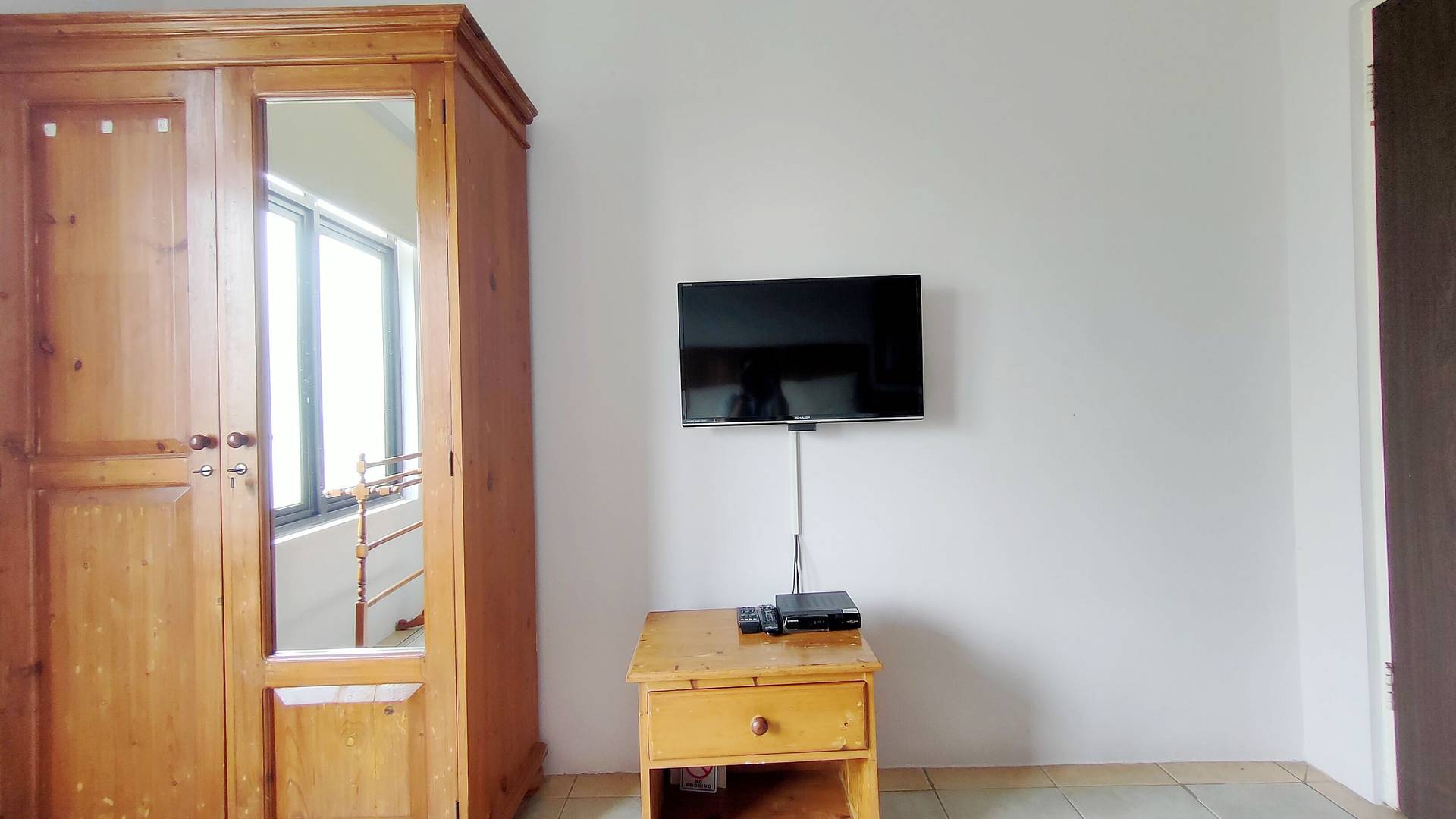 https://images.rukita.co/buildings/building/0755e798-5c9.jpg
