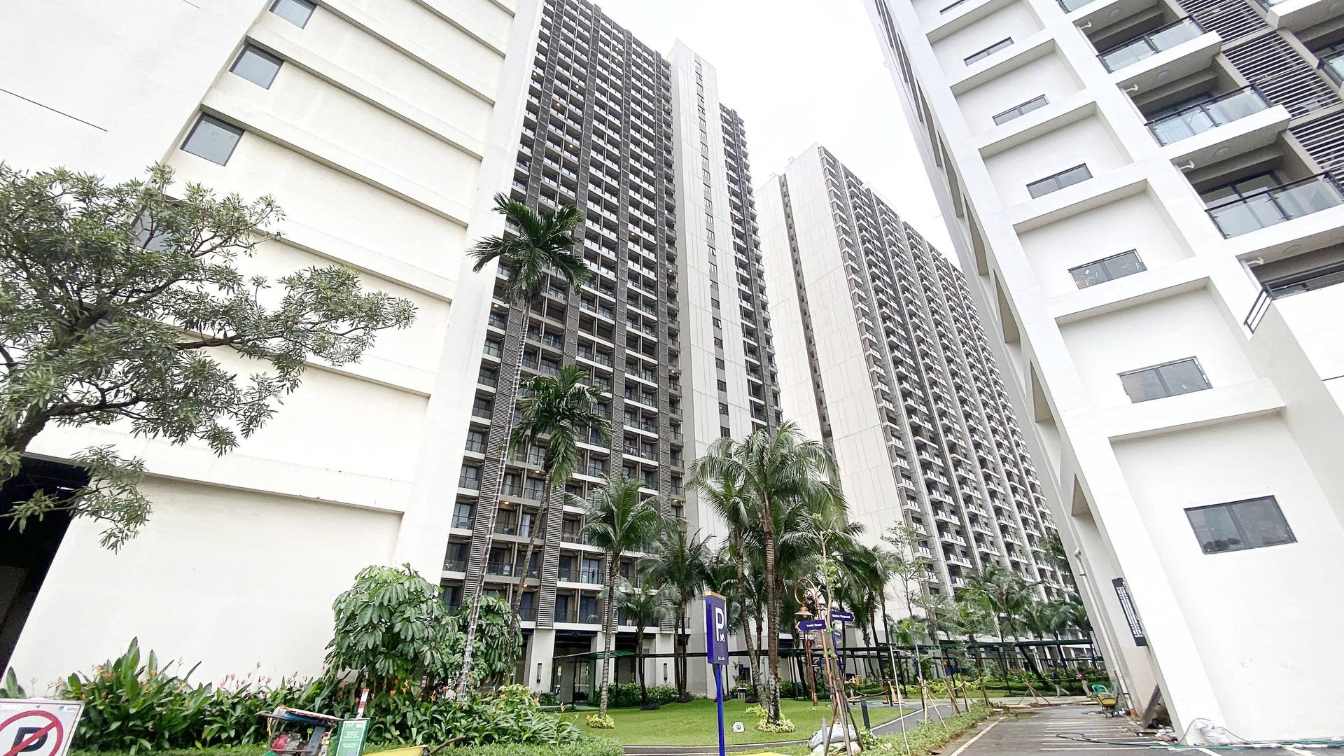 https://images.rukita.co/buildings/building/07932e41-59db-4bc3-93e0-efcd5a14af18.jpg