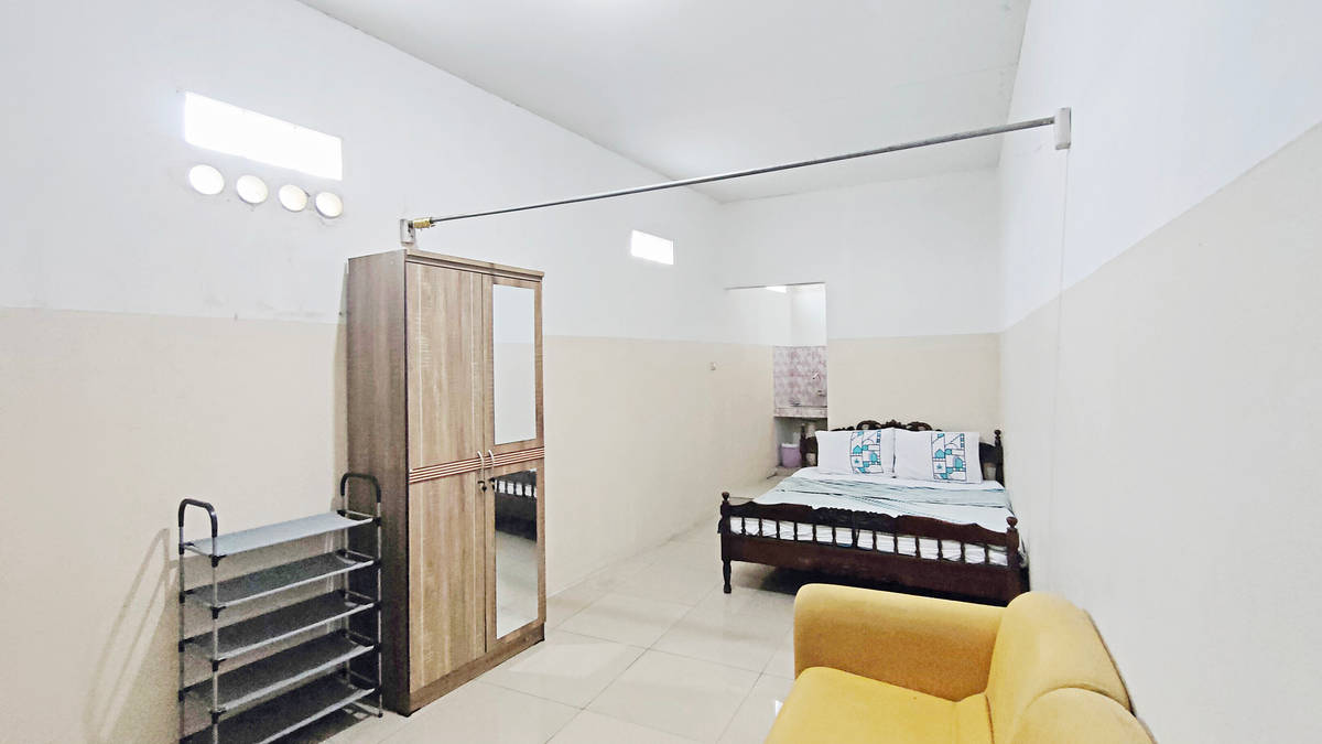 https://images.rukita.co/buildings/building/08a70fed-0cf.jpg