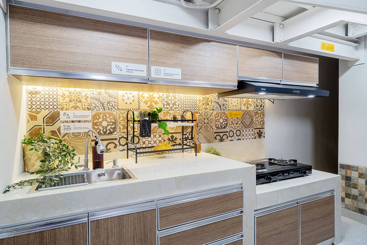 https://images.rukita.co/buildings/building/09b0a444-30a.jpg