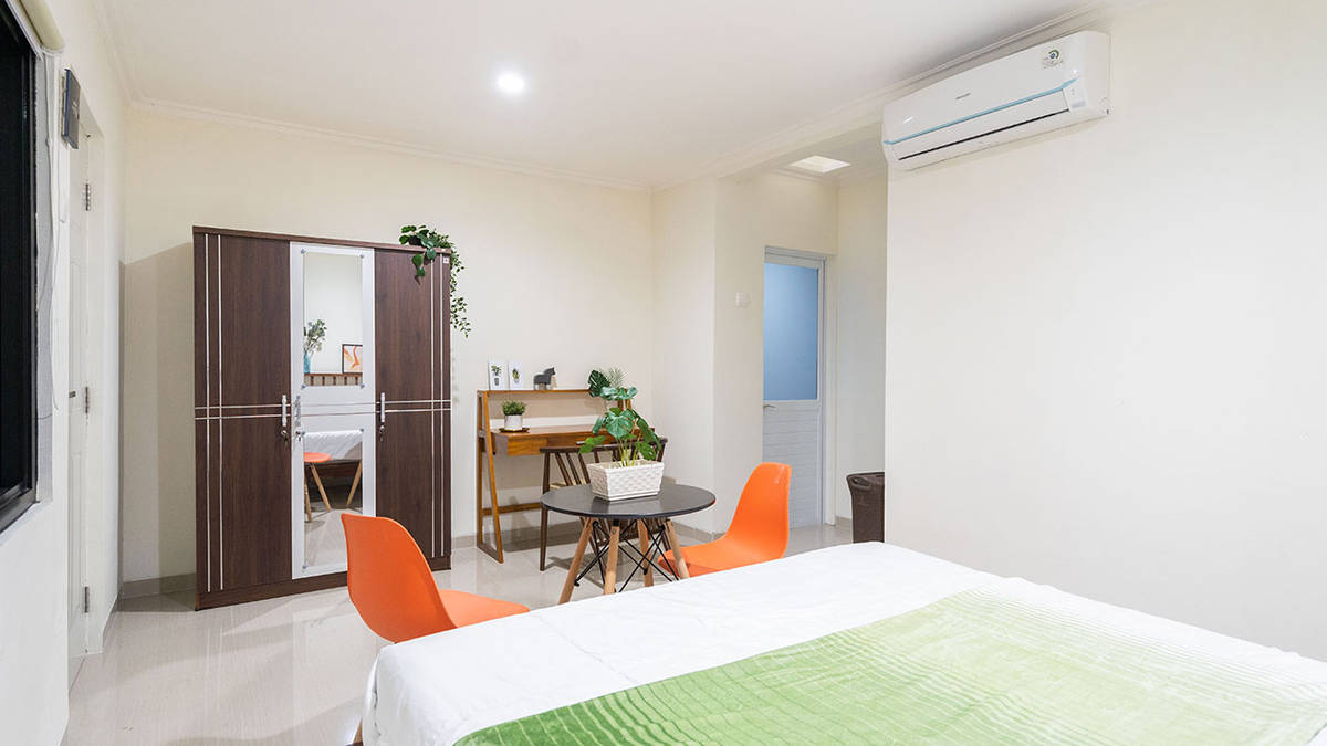 https://images.rukita.co/buildings/building/0bb4ced6-28c.jpg