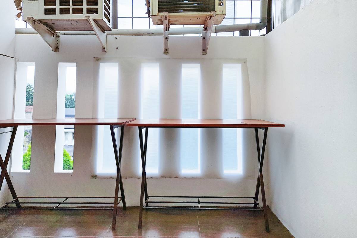 https://images.rukita.co/buildings/building/0c6c2e94-b4e.jpg