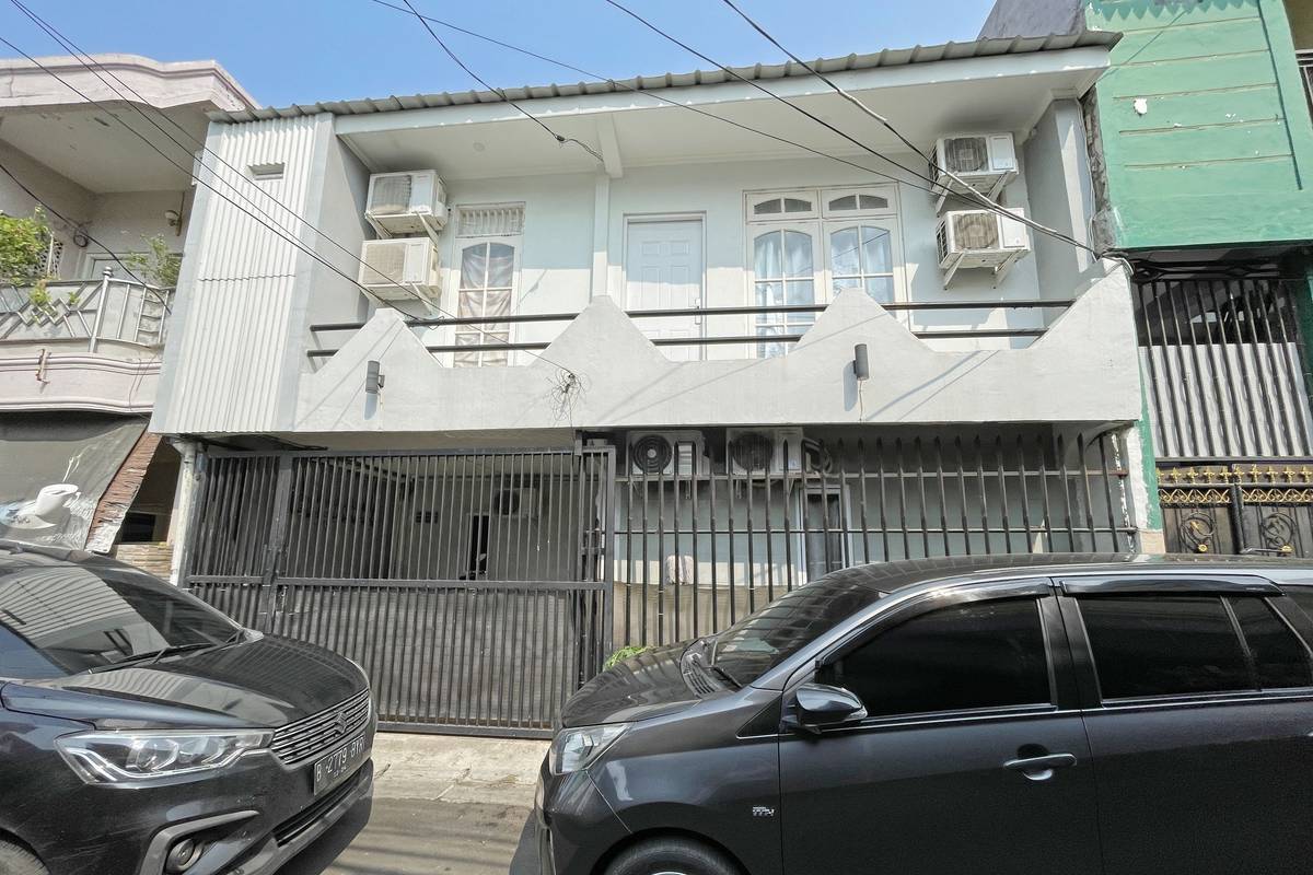https://images.rukita.co/buildings/building/0e8ef38f-d51.jpg