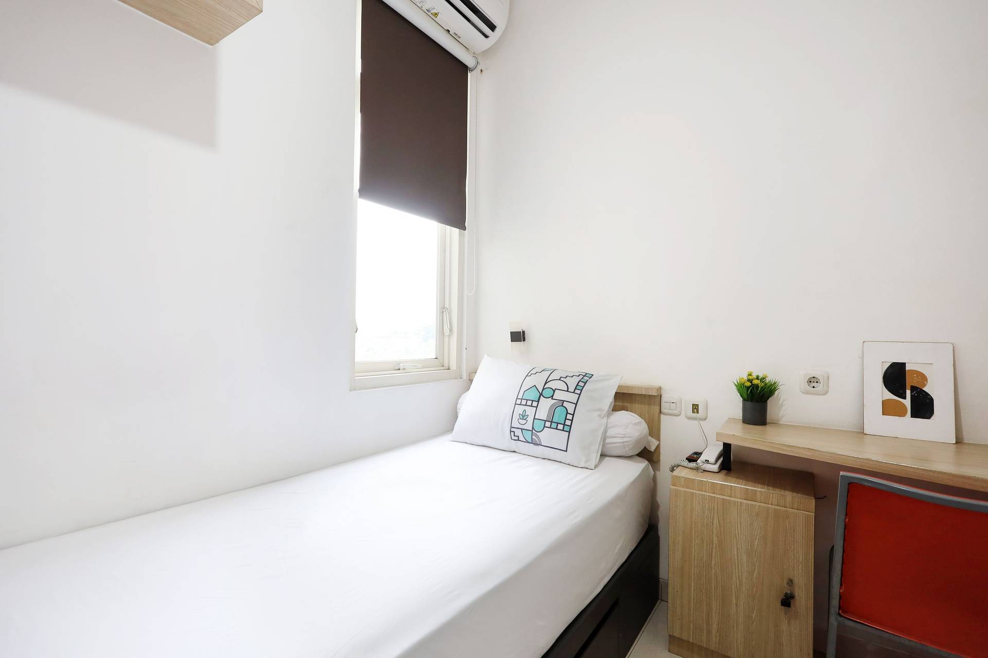https://images.rukita.co/buildings/building/0f72ed23-d636-4593-bd57-6aa32500188c.jpg