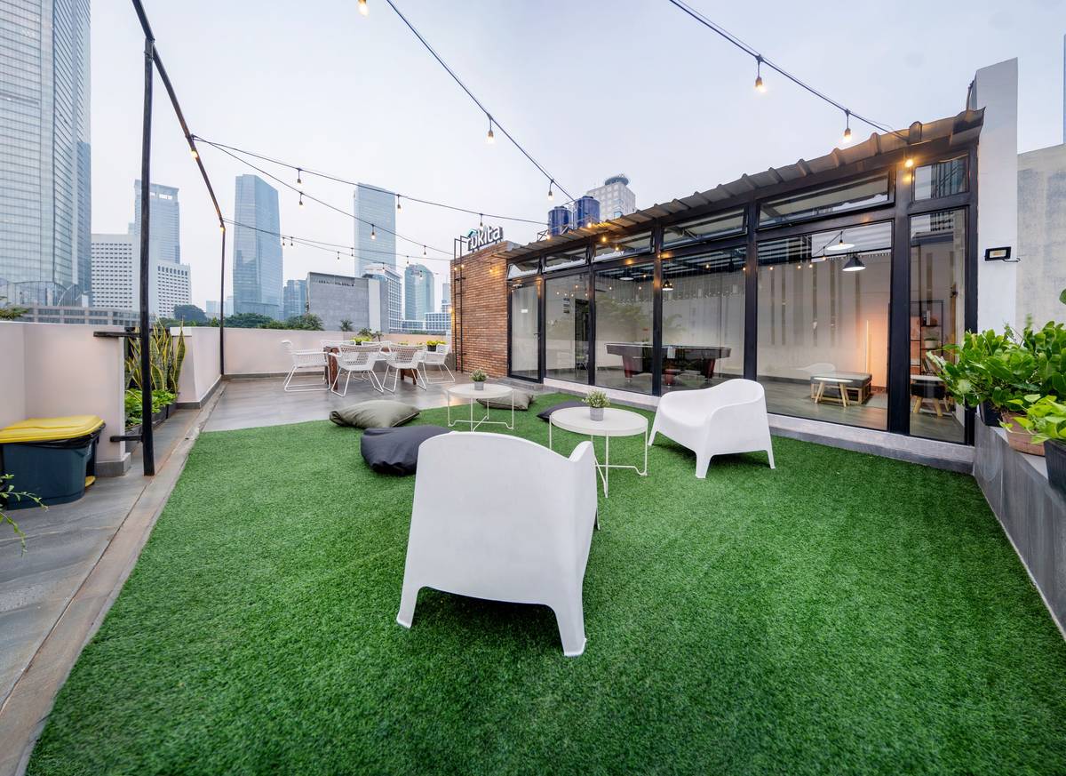 https://images.rukita.co/buildings/building/0fbcd78d-890.jpg