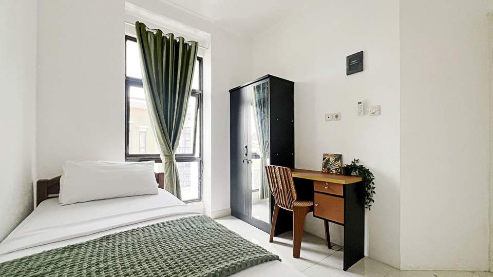Foto Rukita Unit Brighton House Gading Serpong