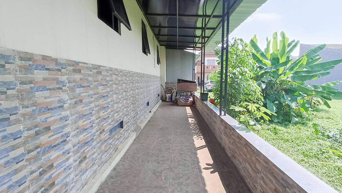 https://images.rukita.co/buildings/building/123ea6ac-1a2.jpg