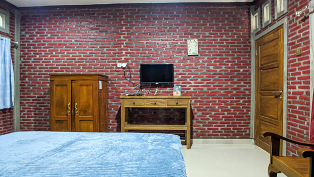 https://images.rukita.co/buildings/building/13308fcd-926.jpg
