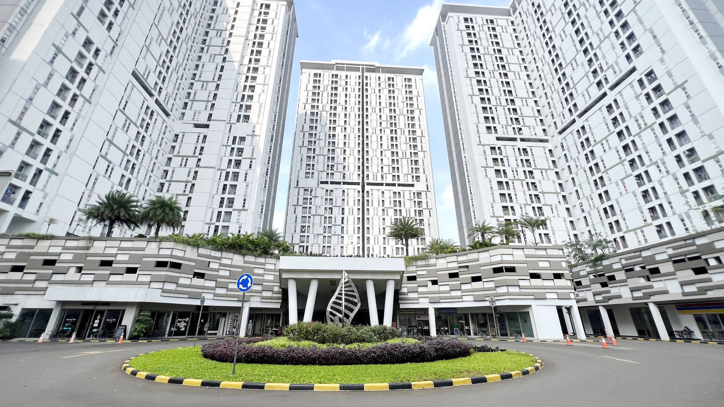 https://images.rukita.co/buildings/building/13fe9fce-0e4.jpg