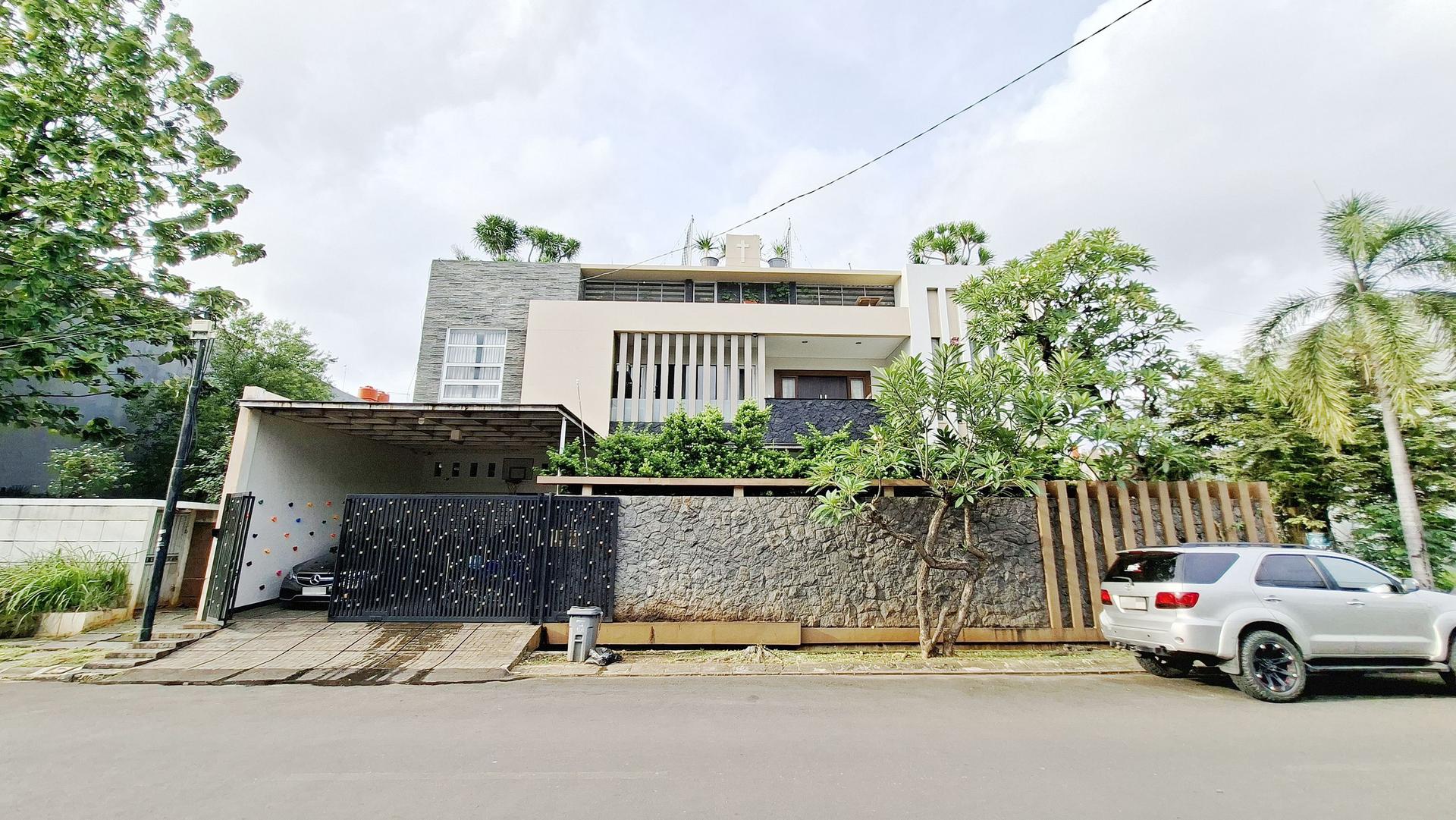 https://images.rukita.co/buildings/building/140eaa1f-fd3b-41ab-a87f-b7a1c6718ee1.jpg