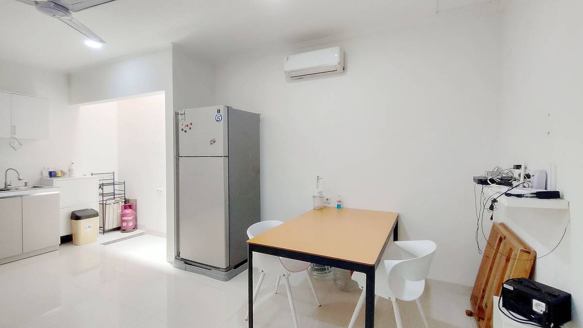 https://images.rukita.co/buildings/building/14822cb5-64c.jpg
