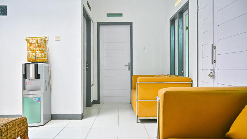 https://images.rukita.co/buildings/building/14cb0432-3cf.jpg