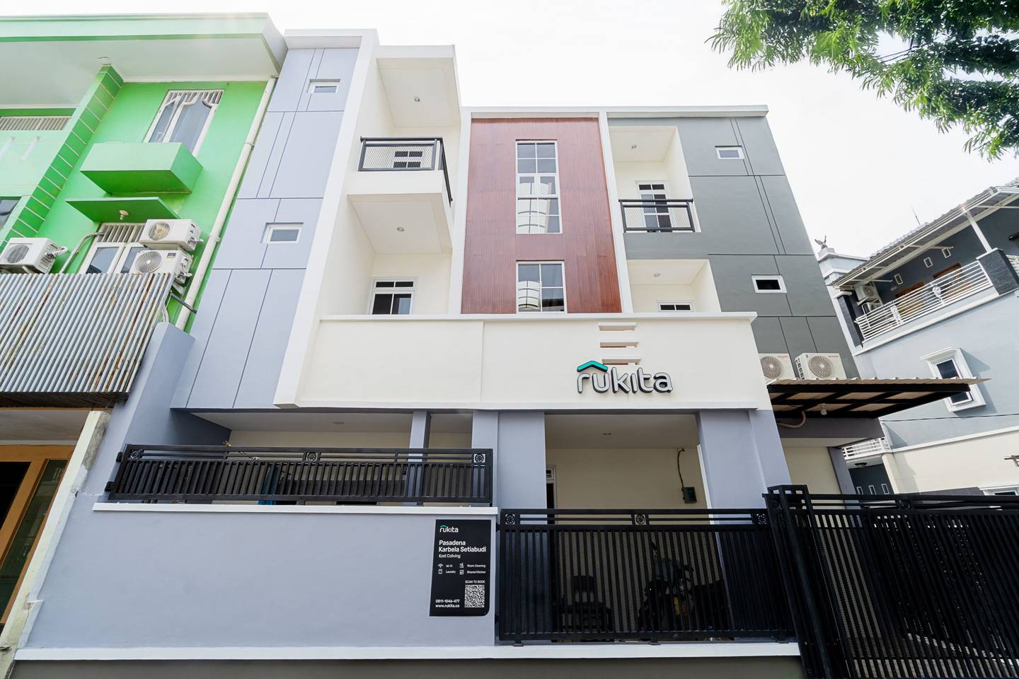 https://images.rukita.co/buildings/building/163a1f9a-148.jpg