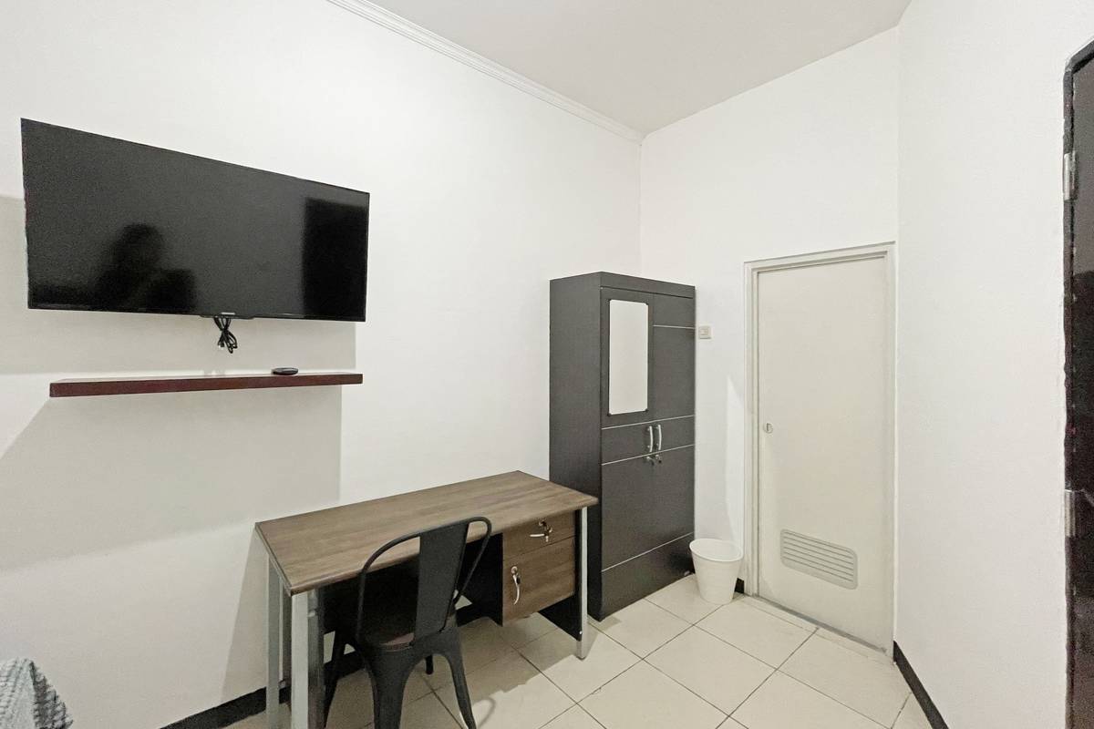 https://images.rukita.co/buildings/building/1b1ffb34-4a1.jpg