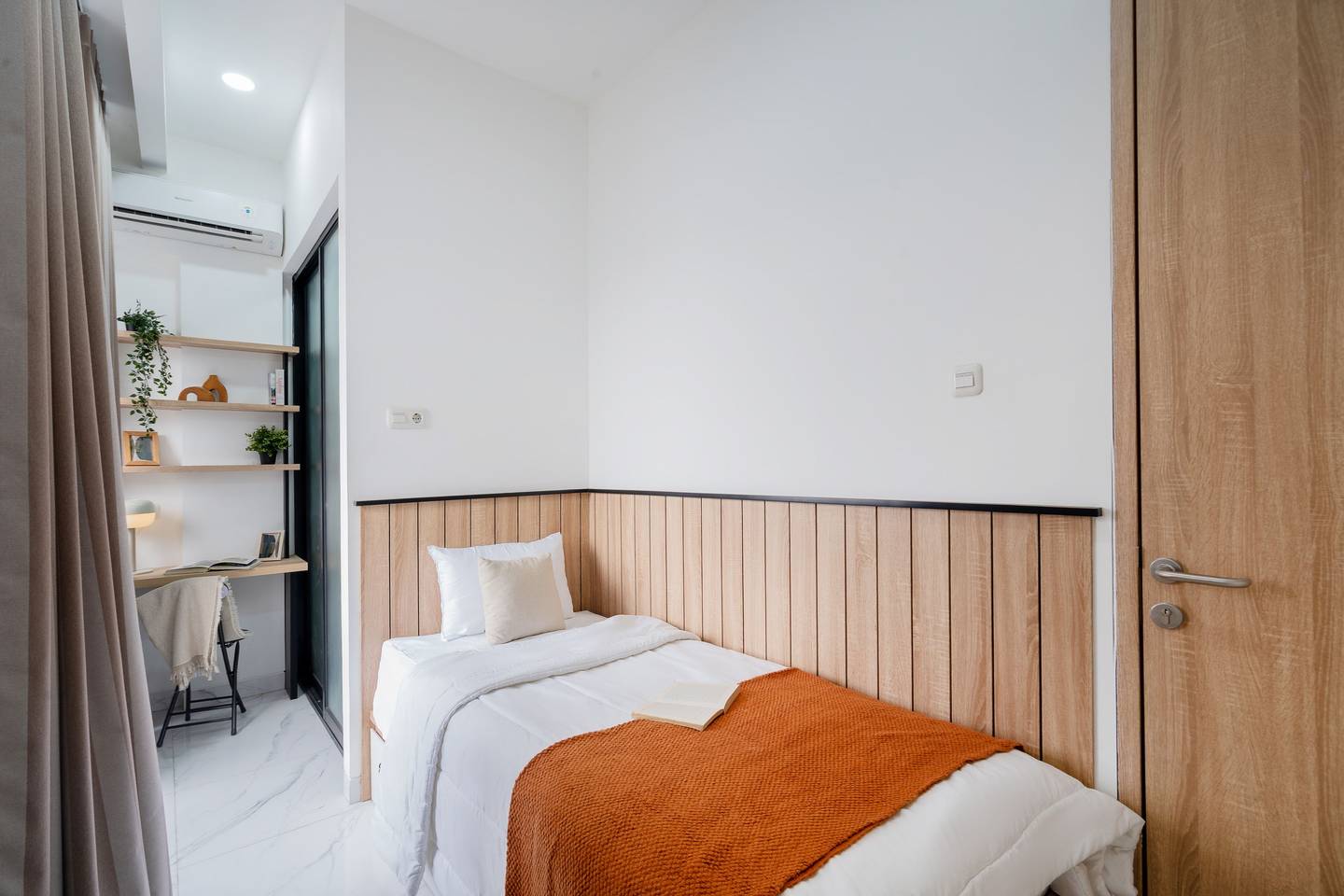 https://images.rukita.co/buildings/building/1b9088ec-a71.jpg