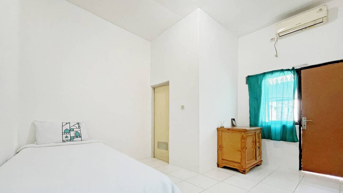 https://images.rukita.co/buildings/building/1d0d8bef-ce5.jpg