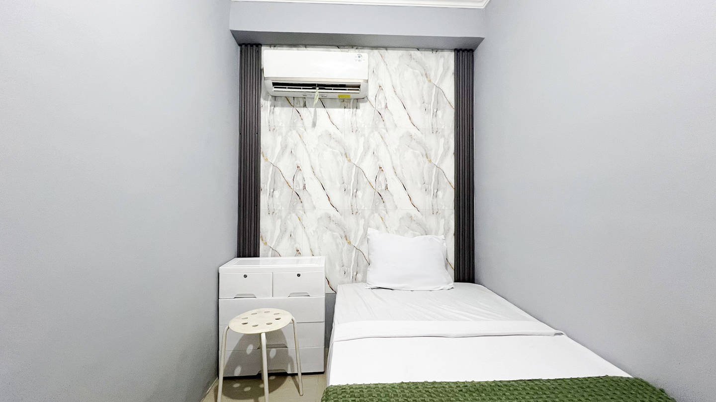 https://images.rukita.co/buildings/building/1dd21953-f74.jpg