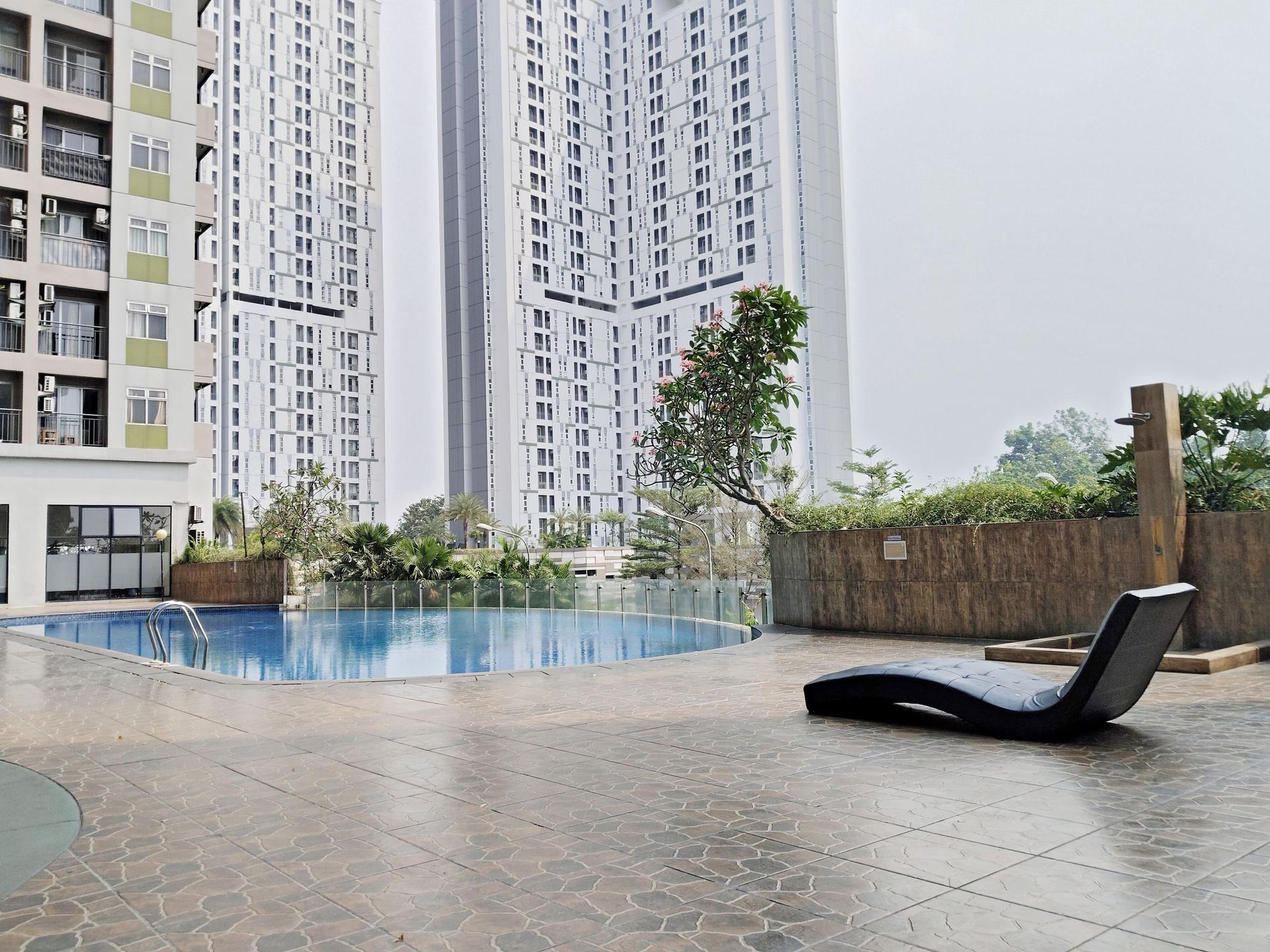 https://images.rukita.co/buildings/building/1e4e56a9-5ac.jpg