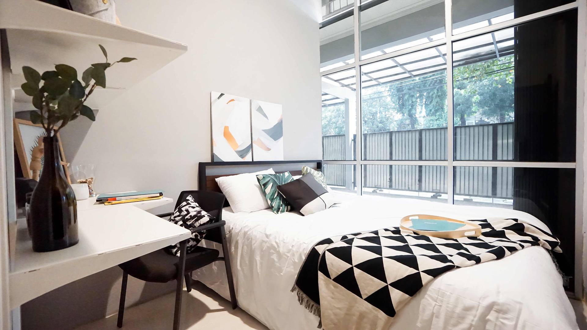 https://images.rukita.co/buildings/building/1f853b75-710.jpg