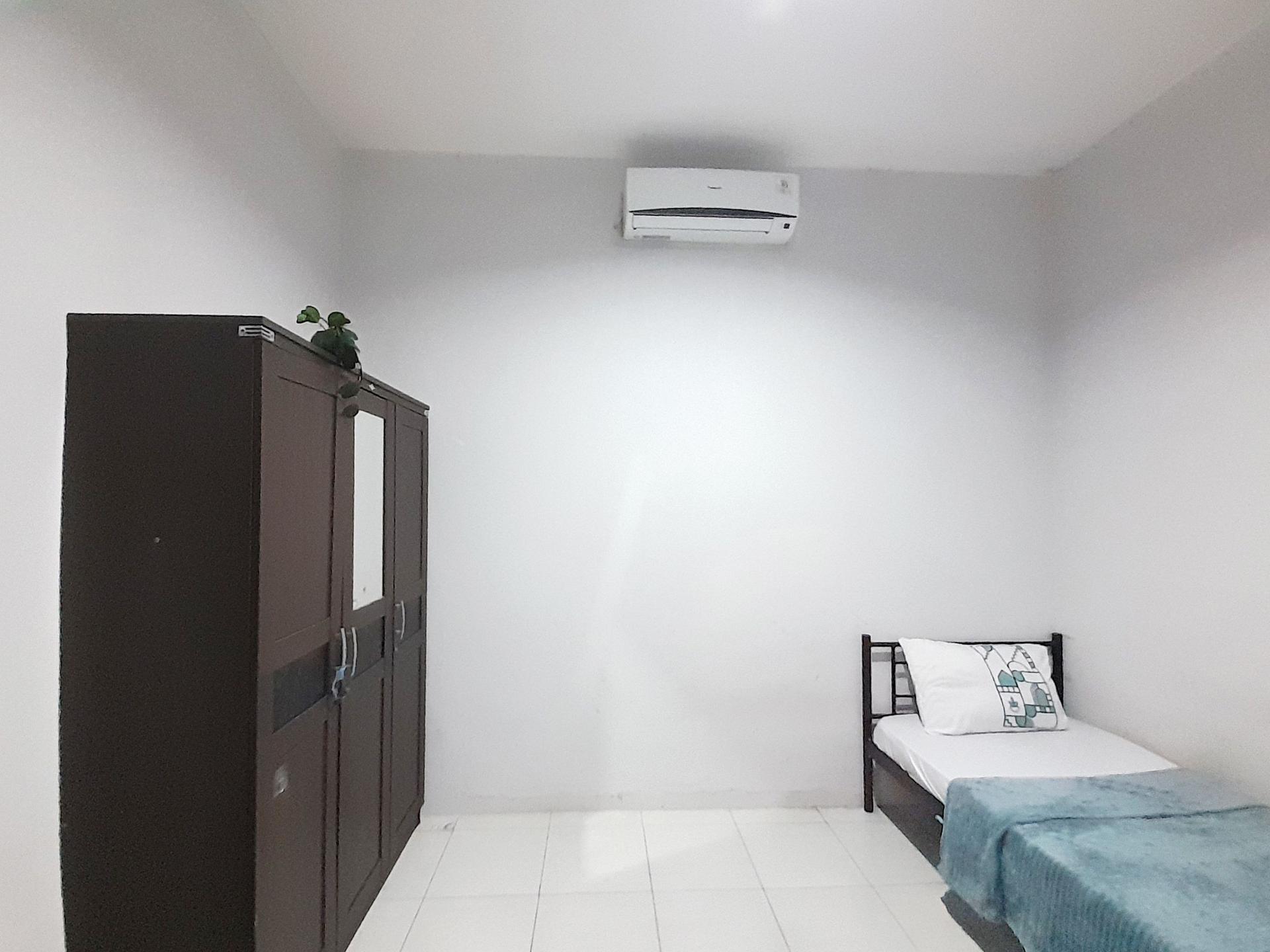 https://images.rukita.co/buildings/building/212c91b3-1bd.jpg