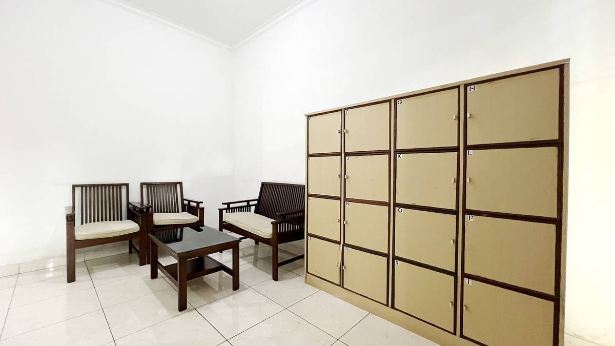 https://images.rukita.co/buildings/building/215dd4b6-e604-453f-9f1d-673aacacc3c9.jpg