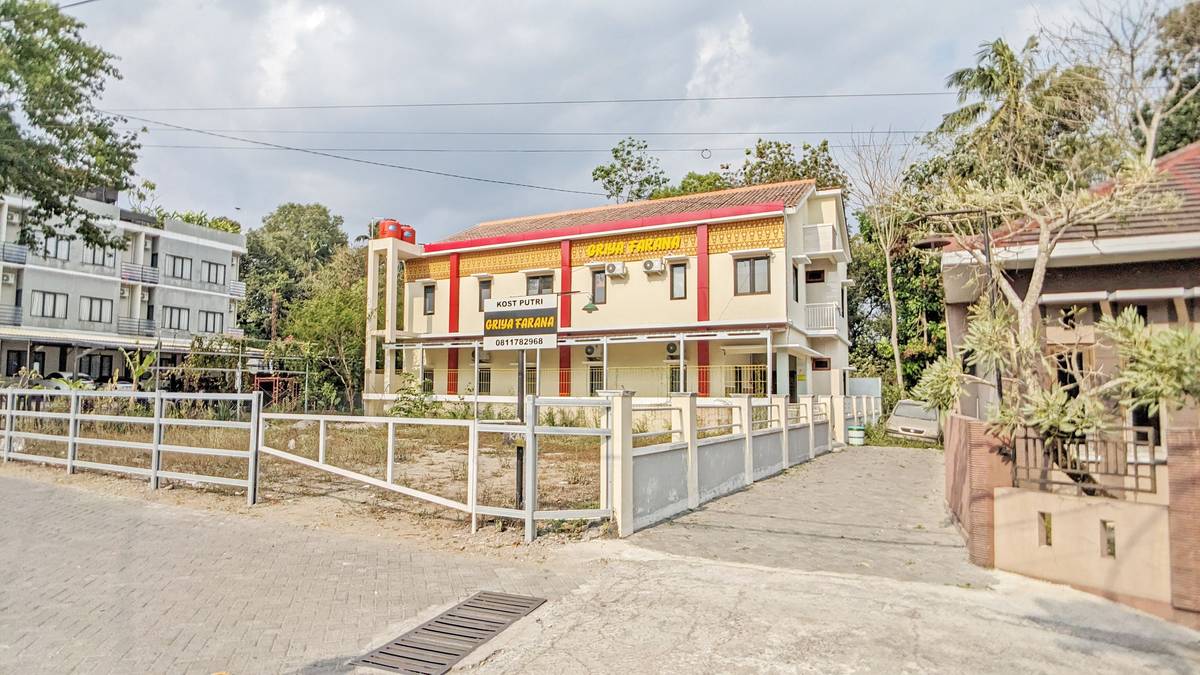 https://images.rukita.co/buildings/building/21d9dfd1-ead.jpg