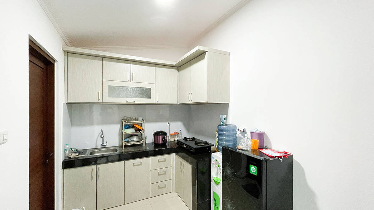 https://images.rukita.co/buildings/building/24bdaa62-213.jpg
